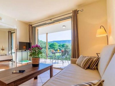 Cliquez pour découvrir toutes les photos de l'HÉBERGEMENT ! appartement - Madame Vacances - Provence Country Club photo 3