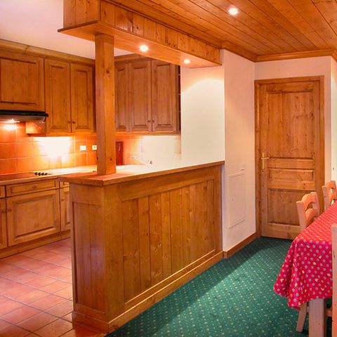 Cliquez pour découvrir toutes les photos de l'HÉBERGEMENT ! appartement - Alpina Lodge photo 2