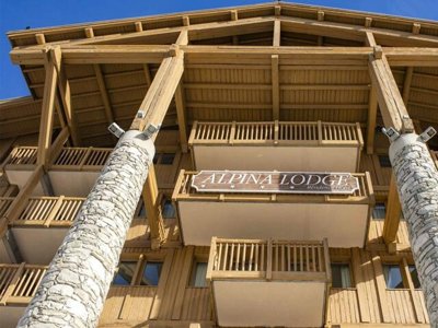 Cliquez pour découvrir toutes les photos de l'ÉTABLISSEMENT ! établissement Alpina Lodge photo 2