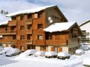 Camping Pas Cher vous présente avec son site Officiel campingpascher.fr, le Établissement Alpina Lodge, situé sur la commune de Val D'isere dans le département Savoie (Rhône Alpes) en France. L'établissement Alpina Lodge vous propose un hébergement de type studio de 30 m². L'établissement vous propose 2 autres types d'hébergements. Découvrez tous nos séjours à petits prix dans la commune et aux alentours de Val D'isere du département : Savoie (Rhône Alpes).... En savoir plus : cliquez-ICI.