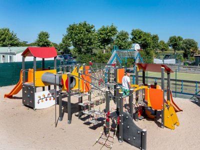 Cliquez pour découvrir toutes les photos de l'ÉTABLISSEMENT ! camping Romanée - Le Cormoran photo 20