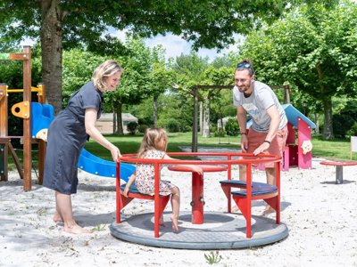 Cliquez pour découvrir toutes les photos de l'ÉTABLISSEMENT ! camping Romanée - Le Capeyrou photo 19