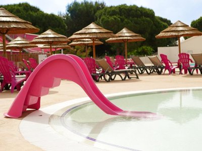 Cliquez pour découvrir toutes les photos de l'ÉTABLISSEMENT ! camping Les Flamants Roses photo 2