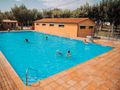 Camping Pas Cher vous présente avec son site Officiel campingpascher.fr, le Établissement El Llac, situé sur la commune de Porqueres dans le département Gérone (Catalogne) en Espagne. L'établissement El Llac vous propose un hébergement de type mobilhome. L'établissement vous propose 3 autres types d'hébergements. Découvrez tous nos séjours à petits prix dans la commune et aux alentours de Porqueres du département : Gérone (Catalogne).... En savoir plus : cliquez-ICI.