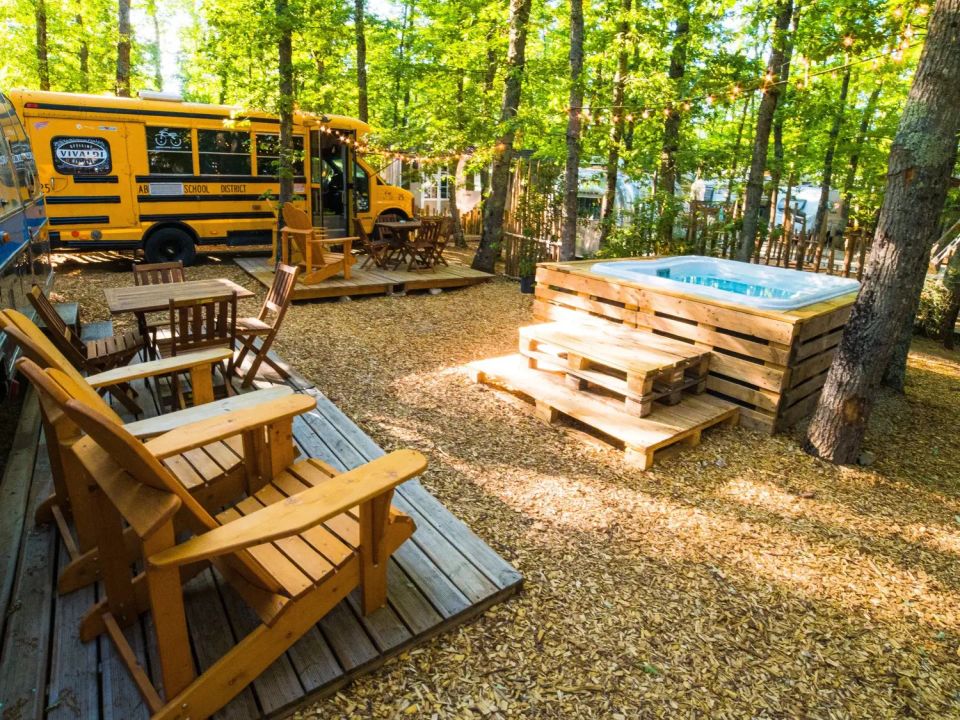 Cliquez pour découvrir toutes les photos de l'HÉBERGEMENT ! caravane - établissement Orlando In Chianti Glamping Resort photo 2