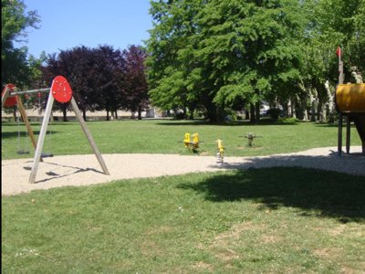 Cliquez pour découvrir toutes les photos de l'ÉTABLISSEMENT ! camping Village De Chalets D'Objat photo 10