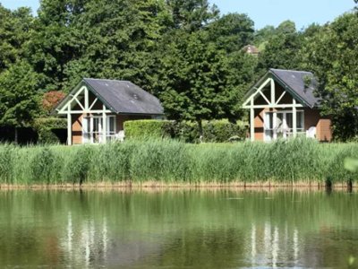 Cliquez pour découvrir toutes les photos de l'ÉTABLISSEMENT ! camping Village De Chalets D'Objat photo 2