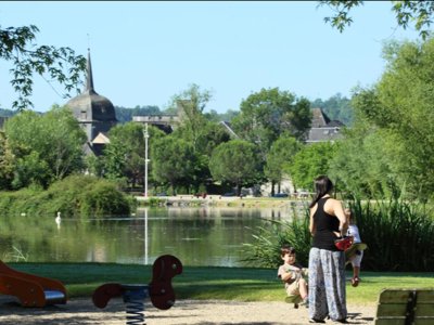 Cliquez pour découvrir toutes les photos de l'ÉTABLISSEMENT ! camping Village De Chalets D'Objat photo 9