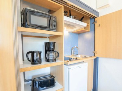 Cliquez pour découvrir toutes les photos de l'HÉBERGEMENT ! studio - Le Neptune photo 5