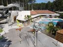 Camping Pas Cher vous présente avec son site Officiel campingpascher.fr, le Camping L'Océane classé 4 étoiles, situé sur la commune de Vielle Saint Girons dans le département Landes (Aquitaine) en France. Le camping L'Océane, vous présente un hébergement de type mobil-home de 25 m² pour 1 personne. Le camping L'Océane vous propose du sam. 27 juin au sam. 04 juillet 2026 pour 7 nuits à 330€. Cette location propose 3 dates différentes pour réserver votre séjour. Découvrez également les 6 autres gammes d'hébergements du camping. Parc aquatique, Piscine chauffée, Piscine extérieure, Animations familiales, Club ados, Club enfants, Aire de jeux enfants, Canoë-kayak, Centre équestre, Cyclisme, Golf, Parcours sportif, Pédalo, Pétanque, Randonnée, Structure gonflable enfants, Surf, Terrain de football, Terrain de volley-ball, Bar, Boulangerie, Dépôt de pain, Pizzeria, Plats à emporter, Snack/Bar, Épicerie,... En savoir plus : cliquez-ICI.