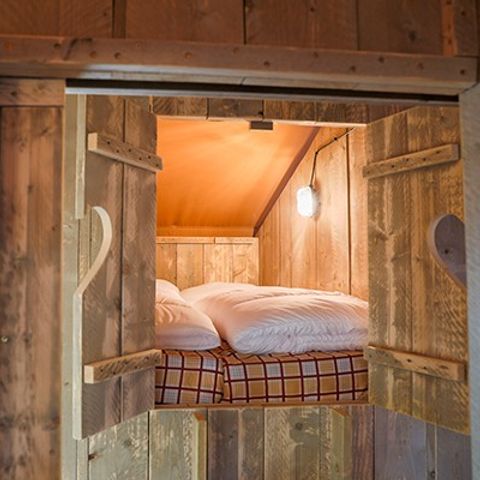 tente toile et bois - Portosole photo 4