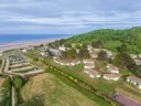 Camping Pas Cher vous présente avec son site Officiel campingpascher.fr, le Village vacances Club Belambra Omaha Beach classé 2 étoiles, situé sur la commune de Colleville Sur Mer dans le département Calvados (Basse Normandie) en France. Le village vacances Club Belambra Omaha Beach, vous présente un hébergement de type bungalow de 25 m² pour 2 personnes. Le village vacances Club Belambra Omaha Beach vous propose du dimanche 11 octobre au dimanche 18 octobre 2026, en promotion à -27% pour 7 nuits à 506,47 € au lieu de 701,0 € soit une Économie de 194,53 €. Cette location propose 42 dates différentes pour réserver votre séjour. Découvrez également les 5 autres gammes d'hébergements du village vacances. Les Avis clients pour le Village vacances Club Belambra Omaha Beach sont excellents avec une note moyenne de 9 sur 10. Mer, Animations familiales, Club ados, Club enfants, Aire de jeux enfants, Baby-foot, Court de tennis, Cyclisme, Golf, Ping-pong, Piscine, Randonnée, Terrain multisports, kiteSurf, Bar, Boulangerie, Bureau de tabac, Dépôt de pain, Station-service,... En savoir plus : cliquez-ICI.