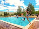 Camping Pas Cher vous présente avec son site Officiel campingpascher.fr, le Camping Kamp Karin classé 3 étoiles, situé sur la commune de Gornji Karin dans le département Zadar (Dalmatie) en Croatie. Le camping Kamp Karin, vous présente un hébergement de type mobil-home. Le camping Kamp Karin vous proposeun séjour PAS CHER avec une REMISEdu sam. 20 juin au sam. 27 juin 2026, en promotion à -50% pour 7 nuits à 320,25 € au lieu de 644,0 € soit une Économie de 323,75 €. Cette location propose 25 dates différentes pour réserver votre séjour. Découvrez également les 1 autres gammes d'hébergements du camping. Mer, Piscine extérieure, Animations familiales, Aire de jeux enfants, Structure gonflable enfants, Snack/Bar, Épicerie,... En savoir plus : cliquez-ICI.