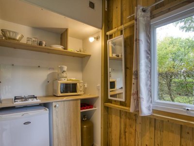 Cliquez pour découvrir toutes les photos de l'HÉBERGEMENT ! bungalow - La Salvinie photo 4