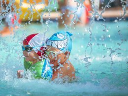 Camping Pas Cher vous présente avec son site Officiel campingpascher.fr, le Camping Gitavillage Argentario, situé sur la commune de Giannella dans le département Grosseto (Toscane) en Italie. Le camping Gitavillage Argentario, vous présente un hébergement de type lodge de 24 m² avec climatisation. Le camping Gitavillage Argentario vous propose du jeudi 14 mai au jeudi 21 mai 2026 pour 7 nuits à 553€. Cette location propose 55 dates différentes pour réserver votre séjour. Découvrez également les 13 autres gammes d'hébergements du camping. Les Avis clients pour le Camping Gitavillage Argentario sont de 7 sur 10. Mer, Piscine extérieure, Animations familiales, Club enfants, Aire de jeux enfants, Ping-pong, Terrain de volley-ball, Bar, Dépôt de pain, Pizzeria, Plats à emporter, Supermarché,... En savoir plus : cliquez-ICI.