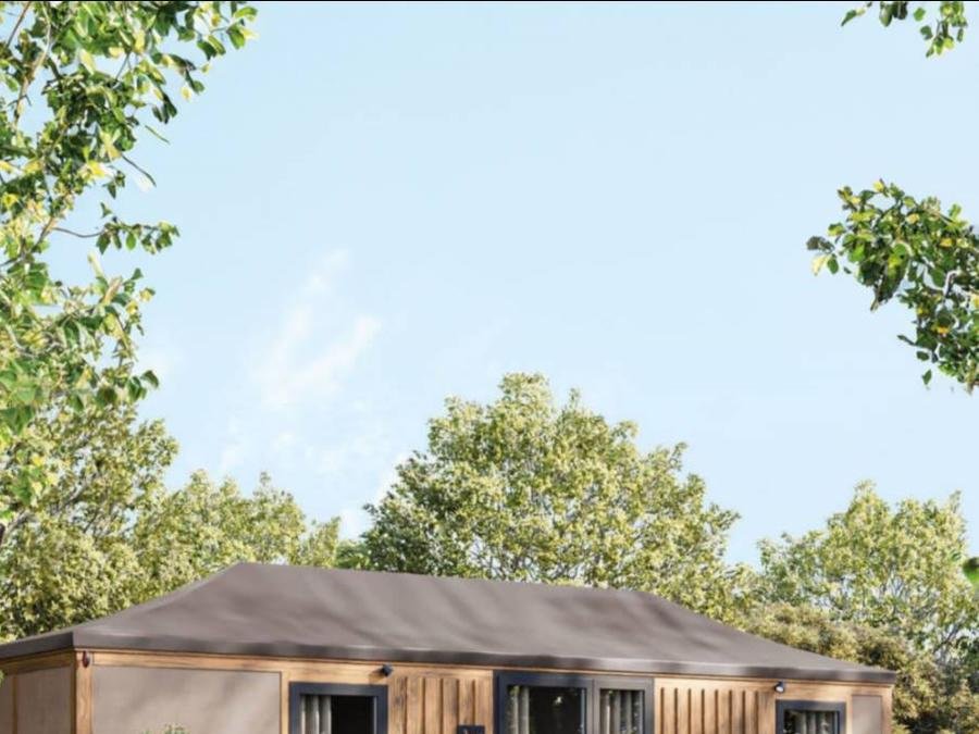 Camping Pas Cher vous présente avec son site Officiel campingpascher.fr, le Camping La Sirena classé 3 étoiles, situé sur la commune de L'estartit dans le département Gérone (Catalogne) en Espagne. Le camping La Sirena vous propose un hébergement de type mini-maison. L'établissement vous propose 7 autres types d'hébergements. Découvrez tous nos séjours à petits prix dans la commune et aux alentours de L'estartit du département : Gérone (Catalogne). Les Avis clients pour le Camping La Sirena sont excellents avec une note moyenne de 8 sur 10. Mer, Piscine extérieure, Club enfants, Aire de jeux enfants, Cyclisme, Flipper, Piscine, Terrain de football, Terrain de volley-ball, Bar, Plats à emporter, Restaurant, Épicerie,... En savoir plus : cliquez-ICI.
