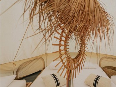 Cliquez pour découvrir toutes les photos de l'HÉBERGEMENT ! tente en toile et bois - La Sirena photo 7