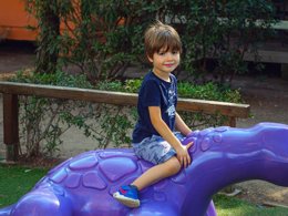 Camping Pas Cher vous présente avec son site Officiel campingpascher.fr, le Camping Gitavillage Il Gabbiano, situé sur la commune de Albinia dans le département Grosseto (Toscane) en Italie. Le camping Gitavillage Il Gabbiano, vous présente un hébergement de type appartement de 40 m² avec climatisation et télévision. Le camping Gitavillage Il Gabbiano vous propose du jeudi 14 mai au jeudi 21 mai 2026 pour 7 nuits à 483€. Cette location propose 90 dates différentes pour réserver votre séjour. Découvrez également les 11 autres gammes d'hébergements du camping. Les Avis clients pour le Camping Gitavillage Il Gabbiano sont excellents avec une note moyenne de 9 sur 10. Mer, Piscine extérieure, Animation enfants, Animations familiales, Aire de jeux enfants, Ping-pong, Terrain de beach-volley, Terrain de football, Bar, Dépôt de pain, Restaurant, Épicerie,... En savoir plus : cliquez-ICI.