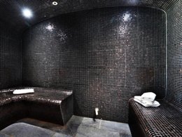 Camping Pas Cher vous présente avec son site Officiel campingpascher.fr, la Résidence Nemea L'Aigle Bleu classé 3 étoiles, située sur la commune de Briancon dans le département Hautes-alpes (Provence Alpes Côte D'azur) en France. La résidence Nemea L'Aigle Bleu, vous présente un hébergement de type studio de 27 m² pour 4 personnes et télévision. La résidence Nemea L'Aigle Bleu vous propose du sam. 18 avril au sam. 25 avril 2026 pour 7 nuits à 301€. Cette location propose 8 dates différentes pour réserver votre séjour. Découvrez également les 5 autres gammes d'hébergements de la résidence. Les Avis clients pour la Résidence Nemea L'Aigle Bleu sont excellents avec une note moyenne de 8 sur 10. Canoë-kayak, Cyclisme, Piscine, Randonnée, Bar, Supermarché,... En savoir plus : cliquez-ICI.