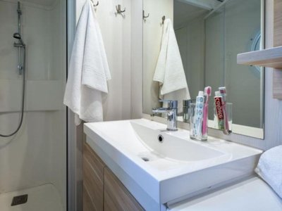 Cliquez pour découvrir toutes les photos de l'HÉBERGEMENT ! mobil-home - Du Plan D'Eau photo 7
