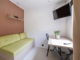 Camping Pas Cher vous présente avec son site Officiel campingpascher.fr, le Camping Du Plan D'Eau classé 4 étoiles, situé sur la commune de Saint Yrieix Sur Charente dans le département Charente (Poitou Charentes) en France. Le camping Du Plan D'Eau, vous présente un hébergement de type mobil-home de 17 m² pour 2 personnes et télévision. Le camping Du Plan D'Eau vous propose du vendredi 03 avril au vendredi 10 avril 2026, en promotion à -20% pour 7 nuits à 217 € au lieu de 272,0 € soit une Économie de 55 €. Cette location propose 81 dates différentes pour réserver votre séjour. Découvrez également les 12 autres gammes d'hébergements du camping. Les Avis clients pour le Camping Du Plan D'Eau sont de 6 sur 10. Lac, Piscine extérieure, Animations familiales, Aire de jeux enfants, Canoë-kayak, Cyclisme, Escalade, Ping-pong, Planche à voile, Pétanque, Terrain multisports, Dépôt de pain, Snack/Bar,... En savoir plus : cliquez-ICI.