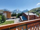 Camping Pas Cher vous présente avec son site Officiel campingpascher.fr, la Résidence Saint Christophe- Vacancéole classé 2 étoiles, située sur la commune de Les 2 Alpes dans le département Isère (Rhône Alpes) en France. La résidence Saint Christophe - Vacancéole, vous présente un hébergement de type studio de 29 m² pour 2 personnes et télévision. La résidence Saint Christophe - Vacancéole vous proposeun séjour PAS CHER avec une REMISEdu sam. 04 juillet au sam. 11 juillet 2026, en promotion à -30% pour 7 nuits à 312,20 € au lieu de 446,0 € soit une Économie de 133,80 €. Cette location propose 7 dates différentes pour réserver votre séjour. Découvrez également les 2 autres gammes d'hébergements de la résidence. Court de tennis, Golf, Randonnée, Trampoline, Bar,... En savoir plus : cliquez-ICI.