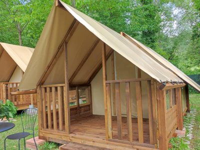 Cliquez pour découvrir toutes les photos de l'HÉBERGEMENT ! lodge - Saecula Natural Village Experience photo 3