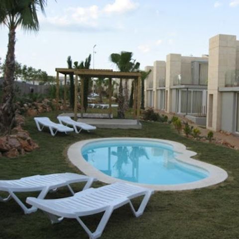 Cliquez pour découvrir toutes les photos de l'HÉBERGEMENT ! appartement - L'Escala Resort photo 5
