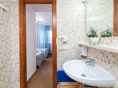 Cliquez pour découvrir toutes les photos de l'HÉBERGEMENT ! appartement - Apartamentos Els Llorers photo 2