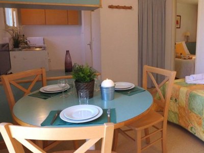 Cliquez pour découvrir toutes les photos de l'HÉBERGEMENT ! maison de campagne - VVF Villages - Les Terres D'Aubrac - Chaudes-Aigues photo 2