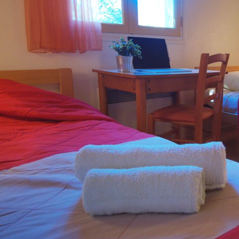 Cliquez pour découvrir toutes les photos de l'HÉBERGEMENT ! gîte - Village Vacances Florac photo 2