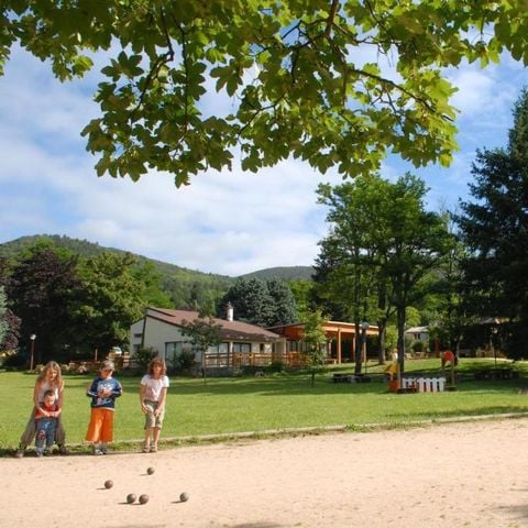 Cliquez pour découvrir toutes les photos de l'ÉTABLISSEMENT ! établissement Village Vacances Florac photo 5