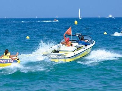 Cliquez pour découvrir toutes les photos de l'ÉTABLISSEMENT ! camping Tour Opérateur Sur Le De L'Ile D'Or photo 27
