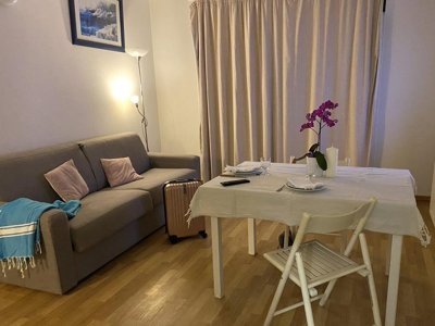 Cliquez pour découvrir toutes les photos de l'HÉBERGEMENT ! studio - Les Sables Vignier photo 4