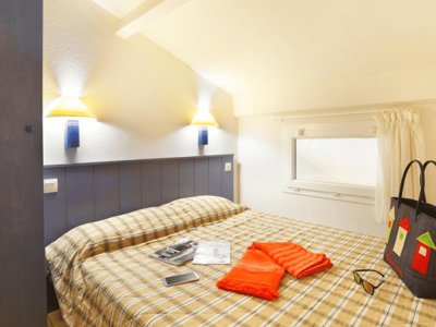 Cliquez pour découvrir toutes les photos de l'HÉBERGEMENT ! appartement - Les Sables Vignier photo 3