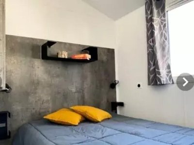 Cliquez pour découvrir toutes les photos de l'HÉBERGEMENT ! mobil-home - Les Gros Joncs photo 2