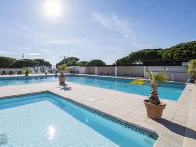 Cliquez pour découvrir toutes les photos de l'ÉTABLISSEMENT ! résidence Les Résidences Du Colombier photo 3