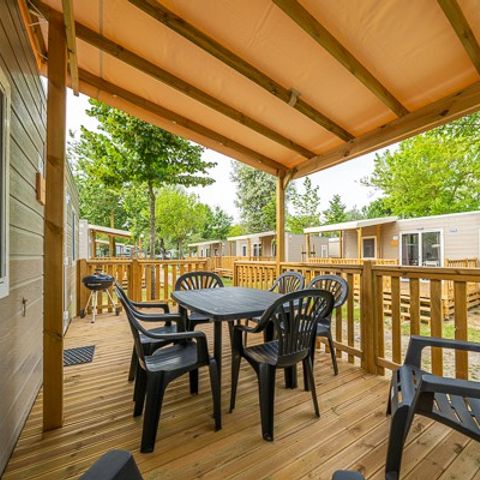 Cliquez pour découvrir toutes les photos de l'HÉBERGEMENT ! mobil-home - La Scogliera *** photo 3