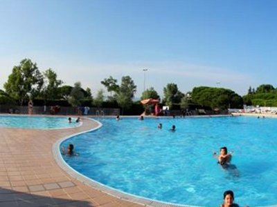 Cliquez pour découvrir toutes les photos de l'ÉTABLISSEMENT ! camping 3 Estrellas Barcelona photo 3
