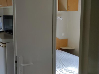 Cliquez pour découvrir toutes les photos de l'HÉBERGEMENT ! mobil-home - De Kerisole*** photo 3