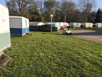 Cliquez pour découvrir toutes les photos de l'HÉBERGEMENT ! caravane - De Kerisole*** photo 2
