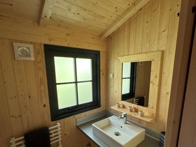 Cliquez pour découvrir toutes les photos de l'HÉBERGEMENT ! chalet - L'Ondine De Provence photo 6