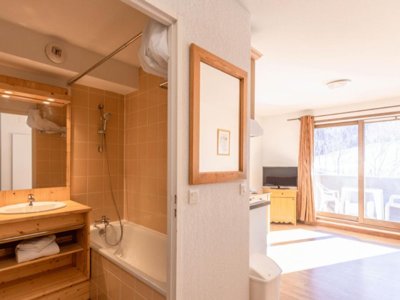 Cliquez pour découvrir toutes les photos de l'HÉBERGEMENT ! studio - Les Terrasses Des Bottières photo 4