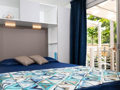 Cliquez pour découvrir toutes les photos de l'HÉBERGEMENT ! bungalow - Village Baia Azzurra photo 3