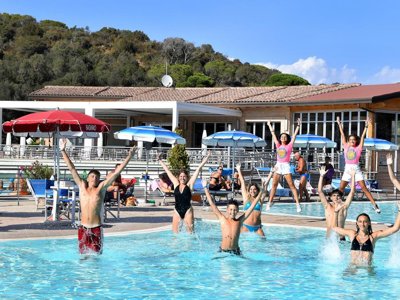 Cliquez pour découvrir toutes les photos de l'ÉTABLISSEMENT ! camping Village Baia Azzurra photo 5
