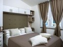 Cliquez pour découvrir toutes les photos de l'HÉBERGEMENT ! bungalow - camping Village Baia Azzurra photo 3
