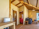 Cliquez pour découvrir toutes les photos de l'HÉBERGEMENT ! tente en toile et bois - camping Les Chamberts, & Lodges photo 3