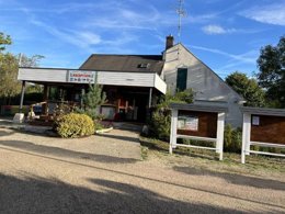 Camping Pas Cher vous présente avec son site Officiel campingpascher.fr, le Camping Maeva Escapades La Rivière Dorée classé 3 étoiles, situé sur la commune de Bagneaux Sur Loing dans le département Seine-et-marne (île De France) en France. Le camping Maeva Escapades La Rivière Dorée, vous présente un hébergement de type hébergement insolite de 10 m² pour 2 personnes. Le camping Maeva Escapades La Rivière Dorée vous propose du dimanche 20 septembre au dimanche 27 septembre 2026 pour 7 nuits à 729€. Cette location propose 176 dates différentes pour réserver votre séjour. Découvrez également les 20 autres gammes d'hébergements du camping. Les Avis clients pour le Camping Maeva Escapades La Rivière Dorée sont excellents avec une note moyenne de 10 sur 10. Rivière, Aire de jeux enfants, Canoë-kayak, Cyclisme, Escalade, Ping-pong, Pétanque, Randonnée, Terrain de volley-ball, Food truck, Snack/Bar,... En savoir plus : cliquez-ICI.