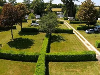 Cliquez pour découvrir toutes les photos de l'ÉTABLISSEMENT ! camping Les Genets D'Or photo 1