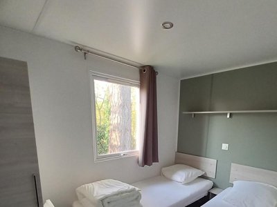 Cliquez pour découvrir toutes les photos de l'HÉBERGEMENT ! mobil-home - Les Genets D'Or photo 2
